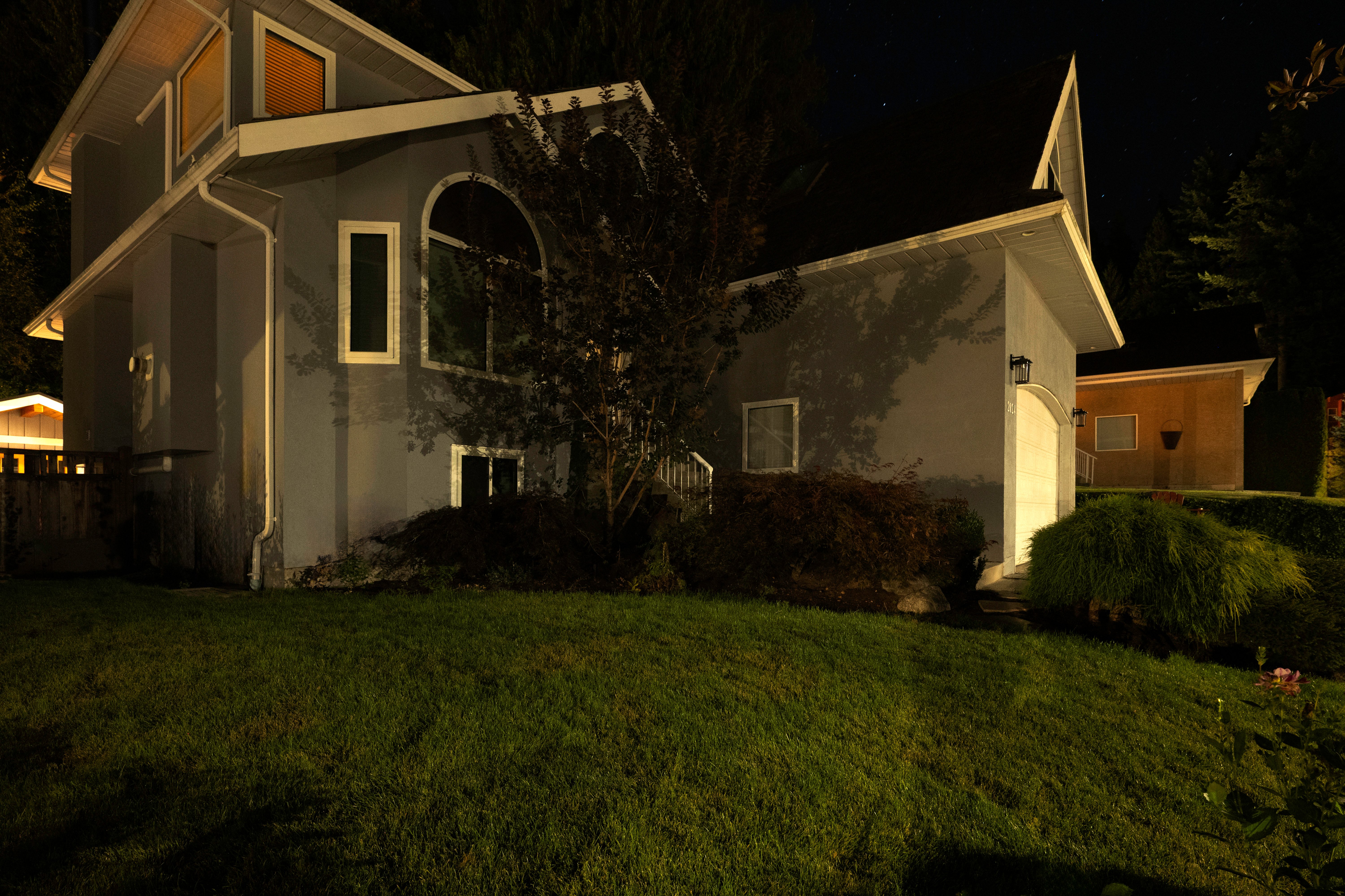 Before - Bluebird Project – Landscape Lighting with Balance and Harmony