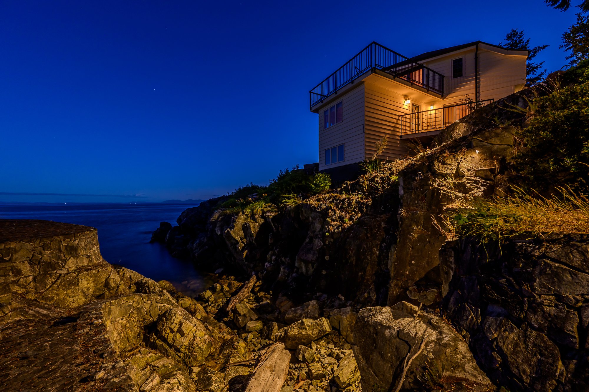 Eagle Island Waterfront Landscape Lighting Project - Enhancing an Incredible Ocean View