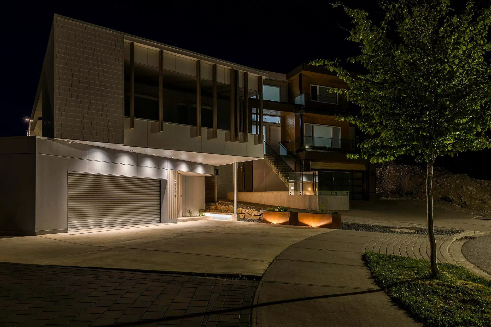 Climate-Engineered Solutions in Architectural Lighting